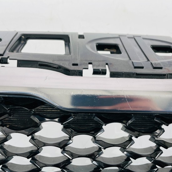 Kia Xceed Front Grill Genuine Black With Chrome 86350-j7ca0 | 2019 - 2022 [as60]