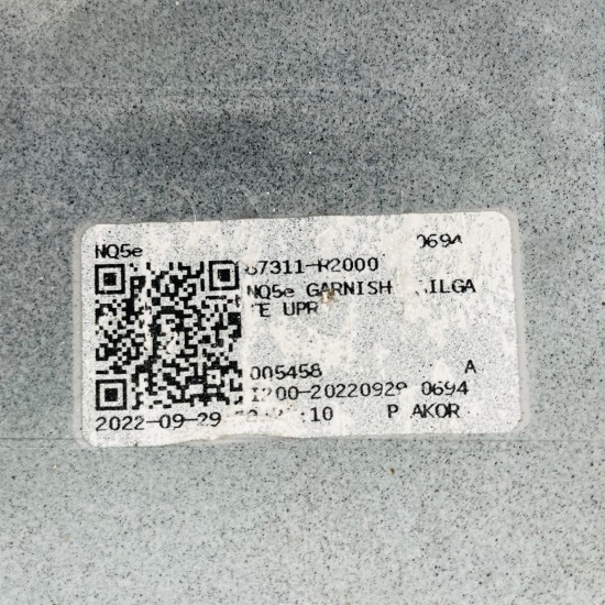 Kia Sportage Tailgate Trim Nq5 Garnish Genuine 87311-r2000 | 2021-2024 [Bf238]