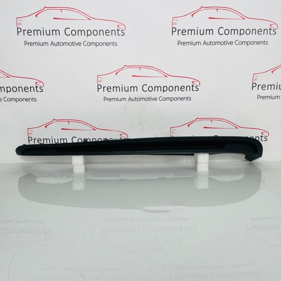 Skoda Octavia Rear Bumper Diffuser Spoiler Trim Section 2020 - 2024 [am49]