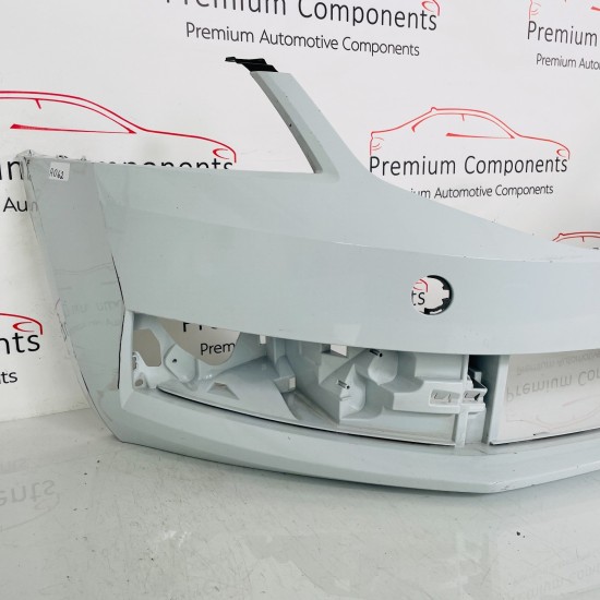 Skoda Octavia Front Bumper Genuine White Mk3 Se Face Lift 2017 - 2020 [ao62]