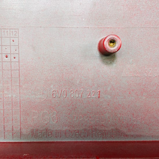 Skoda Fabia Front Bumper Mk3 Genuine Red With Pdc 6v0807221 / 2014 - 2018 [ar66]