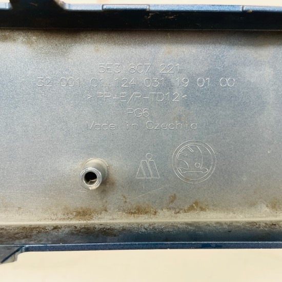 Skoda Octavia Mk4 Front Bumper Genuine Blue 2020 - 2024 [an38]