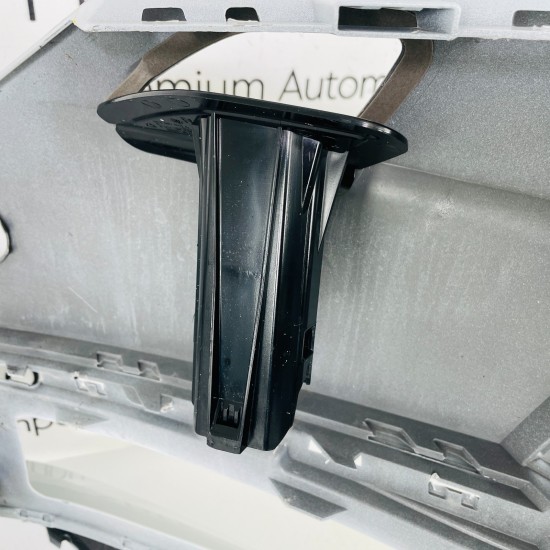 Skoda Octavia Front Bumper Mk4 Genuine White 5e3807221l | 2024 - 2026 [aw63]