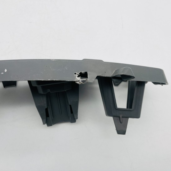 Skoda Kamiq Front Bumper Bracket Genuine Left Side 658807055 / 2019 - 2023