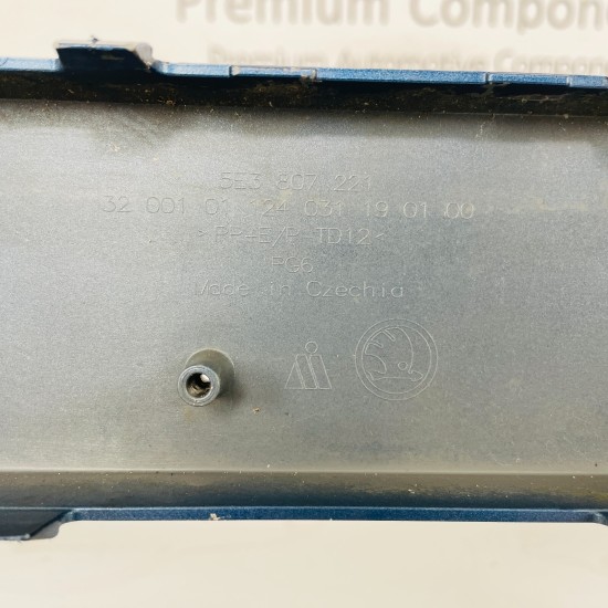 Skoda Octavia Front Bumper Se Mk4 Genuine Blue 5e3807221 | 2020-2024 [ak30]