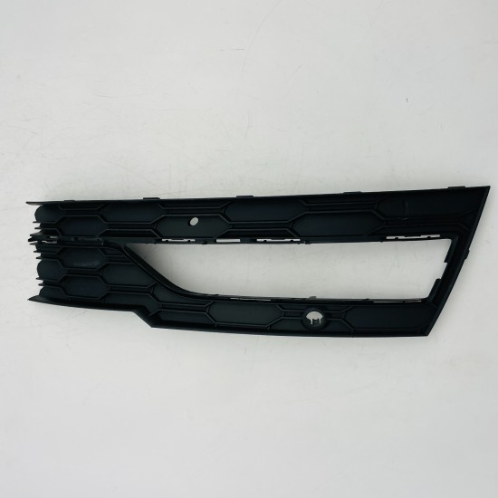 Skoda Octavia Fog Light Grille Cover Front Bumper Genuine 5e3807682 | 2019-2024 Skoda Octavia Fog Light Grille Cover Front Bumper Genuine 5e3807682 | 2019-2024