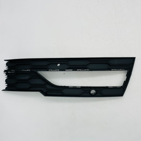 Skoda Octavia Fog Light Grille Cover Front Bumper Genuine 5e3807682 | 2019-2024 Skoda Octavia Fog Light Grille Cover Front Bumper Genuine 5e3807682 | 2019-2024
