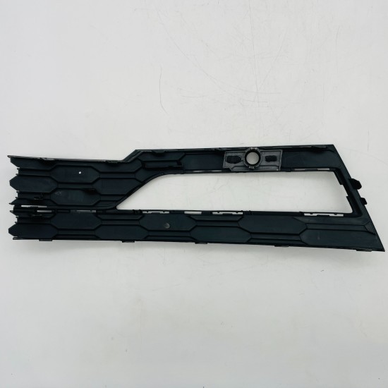 Skoda Octavia Fog Light Grille Cover Front Bumper Genuine 5e3807682 | 2019-2024 Skoda Octavia Fog Light Grille Cover Front Bumper Genuine 5e3807682 | 2019-2024