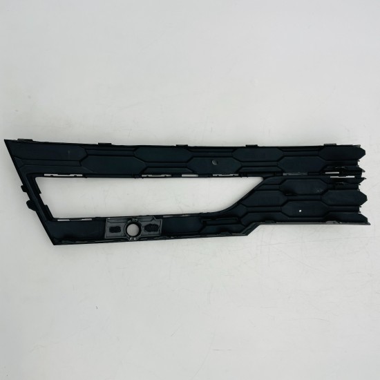 Skoda Octavia Fog Light Grille Cover Front Bumper Genuine 5e3807682 | 2019-2024 Skoda Octavia Fog Light Grille Cover Front Bumper Genuine 5e3807682 | 2019-2024