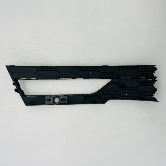 Skoda Octavia Fog Light Grille Cover Front Bumper Genuine 5e3807682 | 2019-2024 Skoda Octavia Fog Light Grille Cover Front Bumper Genuine 5e3807682 | 2019-2024
