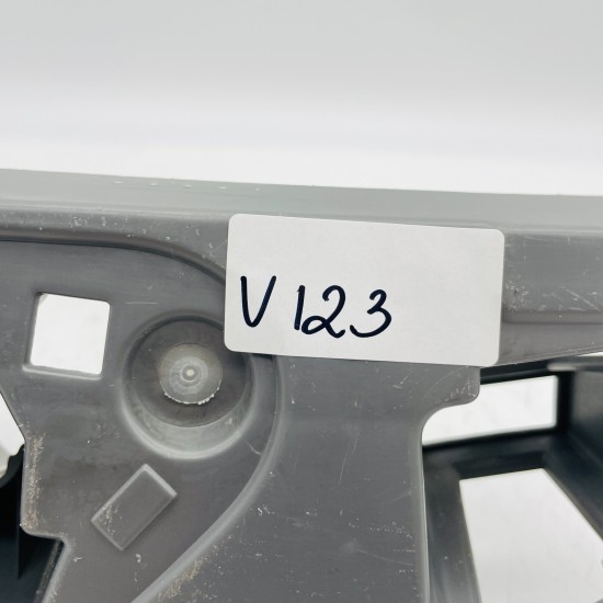 Skoda Kamiq Bracket Front Bumper Left Genuine 658807055 | 2019-2023 [v123]