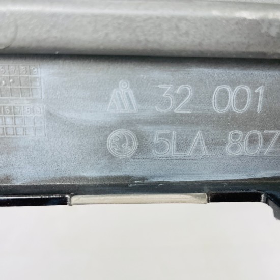 Skoda Enyaq Front Bumper Iv Facelift Genuine Black 5la807221t | 2025-2027 [Bf191 Skoda Enyaq Front Bumper Iv Facelift Genuine Black 5la807221t | 2025-2027 [Bf191