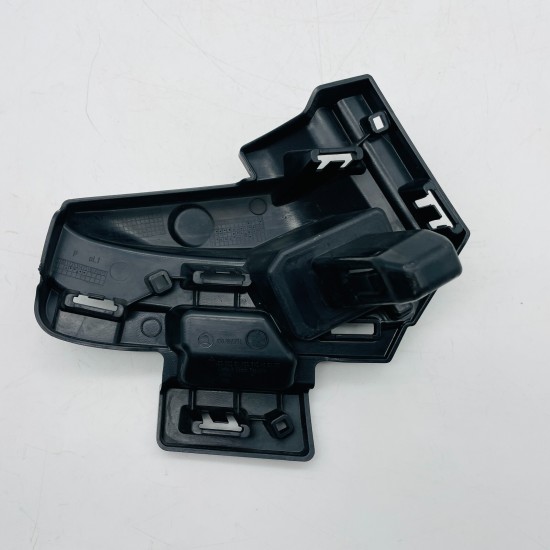 Skoda Kamiq Grill Bracket Front Right Side 658807724 | 2019-2023 [v121]