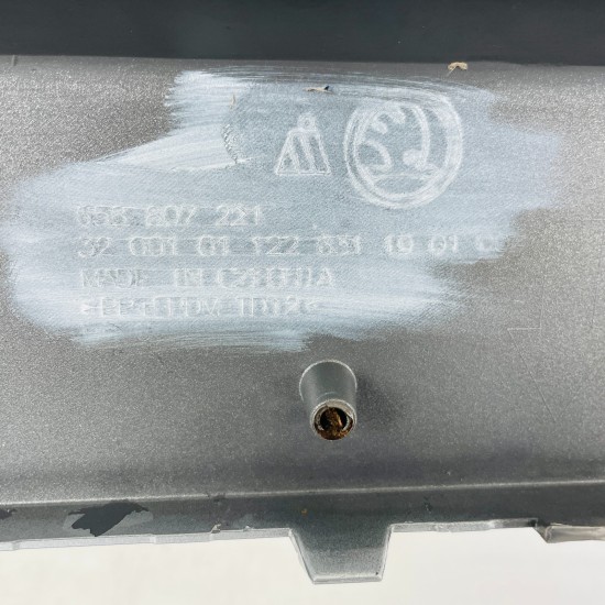 Skoda Kamiq Front Bumper Pre Facelift Genuine Silver 658807221 | 2019-2023 [Bg40 Skoda Kamiq Front Bumper Pre Facelift Genuine Silver 658807221 | 2019-2023 [Bg40