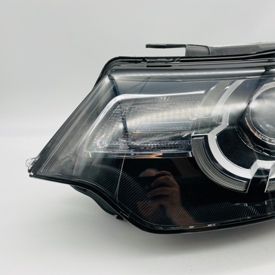 Land Rover Discovery Headlight Genuine L550 Sport Passenger Side 2014 - 2019 Land Rover Discovery Headlight Genuine L550 Sport Passenger Side 2014 - 2019