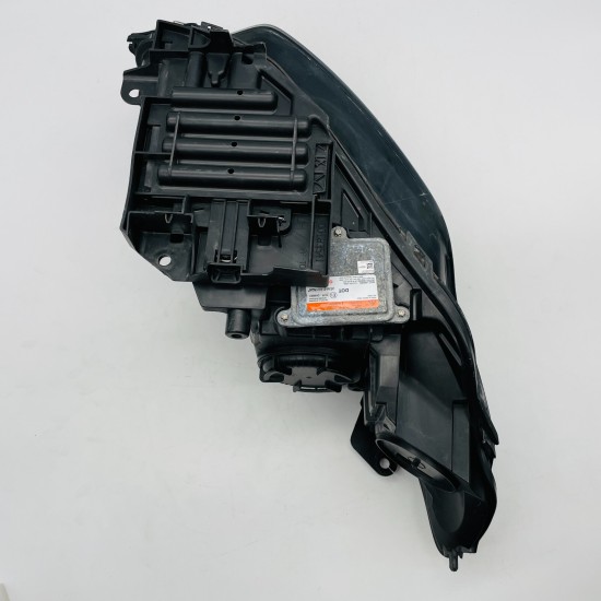 Land Rover Discovery Headlight Genuine L550 Sport Passenger Side 2013 - 2020 Land Rover Discovery Headlight Genuine L550 Sport Passenger Side 2013 - 2020