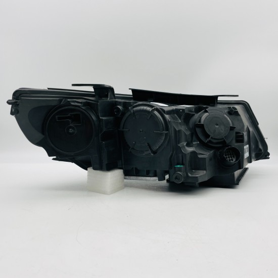 Land Rover Discovery Headlight Genuine L550 Sport Passenger Side 2014 - 2019