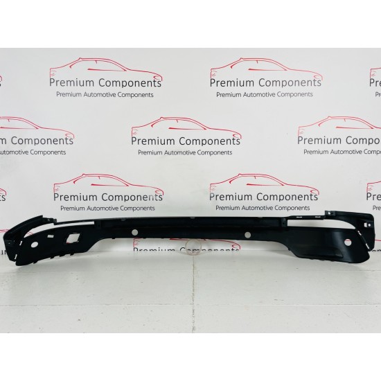 Land Rover Discovery Rear Bumper Trim L550 Dynamic Sport Gk7m-17d781-b 2014–2022