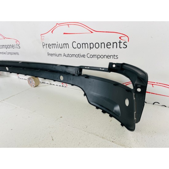 Land Rover Discovery Rear Bumper Trim L550 Dynamic Sport Gk7m-17d781-b 2014–2022