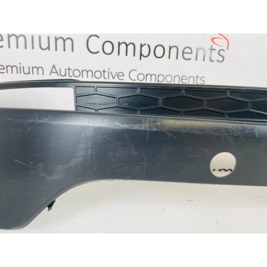 Land Rover Discovery Rear Bumper Trim Sport Dynamic Gk7m17d781b 2014–2022 [n92]