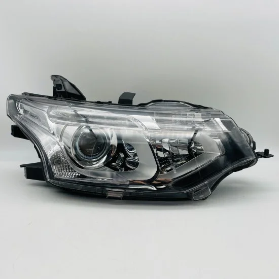 Mitsubishi Outlander Headlight Genuine Mk3 Right Driver Side 2014 - 2018 [l337]