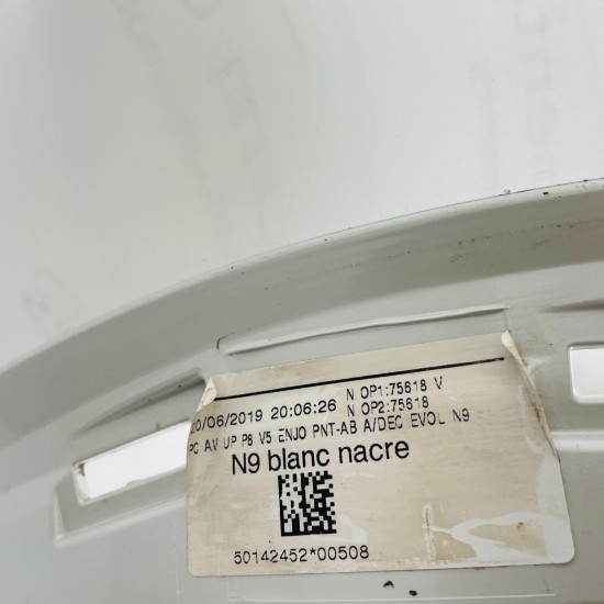 Peugeot 3008 Front Bumper Gt Line Allure Genuine White 9815499077 / 2016 – 2020