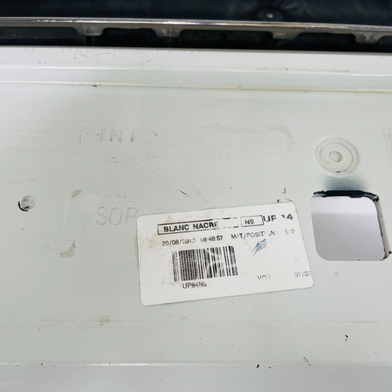 Peugeot 3008 Front Bumper Gt Line Allure Genuine White 9815499077 / 2016 – 2020