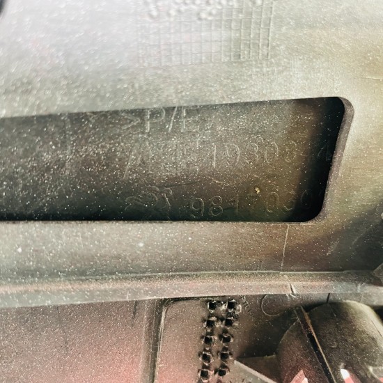 Peugeot 508 Front Bumper Mk2 Saloon Estate Genuine Red 9817030 | 2019–2023 [aw18