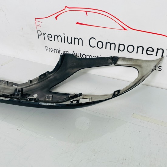 Range Rover Velar Rear Bumper Trim Genuine L560 Centre Section 2018 – 2021 [za49 Range Rover Velar Rear Bumper Trim Genuine L560 Centre Section 2018 – 2021 [za49