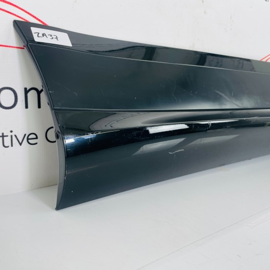 Range Rover Evoque Door Moulding Genuine L551 Rear Right Panel 2018 – 2024 Range Rover Evoque Door Moulding Genuine L551 Rear Right Panel 2018 – 2024