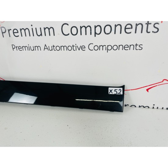 Range Rover Door Panel Vogue L405 Front Right Cladding Ck5221064aa | 2013–2018 Range Rover Door Panel Vogue L405 Front Right Cladding Ck5221064aa | 2013–2018