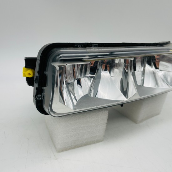 Range Rover Vogue Fog Light Left Side Genuine Ck52-15201-ac | 2012-2017 [l393]