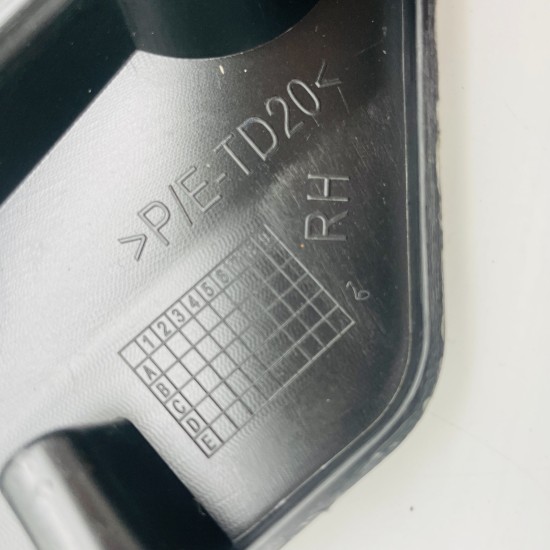 Renault Clio Iv Estate Rear Bumper Bracket Genuine Right Side 850443332r / Za152