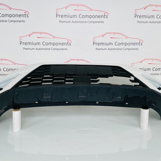Seat Arona Front Bumper Genuine White With Trim 2017 - 2022 [ao40]