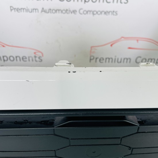 Seat Arona Front Bumper Genuine White With Trim 2017 - 2022 [ao40]
