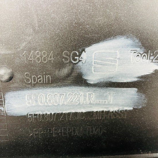 Seat Leon Front Bumper Se Hatchback Genuine Blue 5f0807221r | 2017 - 2021