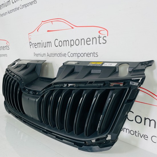 Skoda Octavia Front Bumper Grill Mk3 Lift Genuine 5e0853653 | 2017-2020 [zc28]