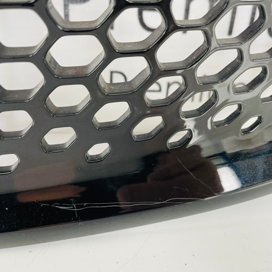 Smart Forfour Grill 453 Mk2 Genuine Black A4538881523 | 2015-2019 [Bf251]