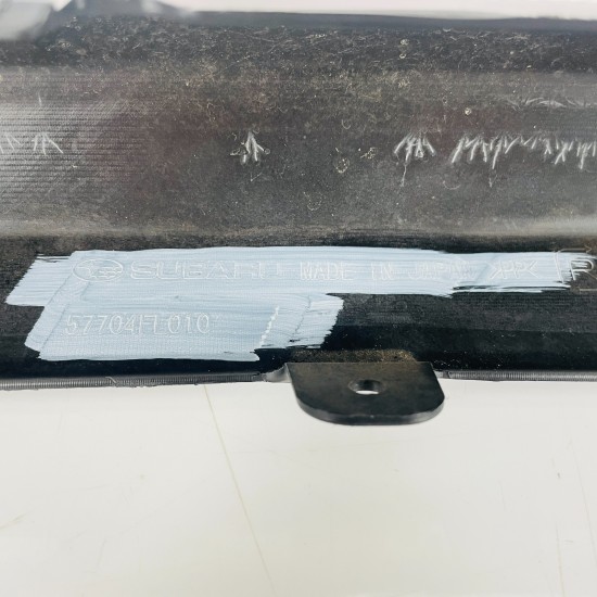 Subaru Xv Front Bumper Gt Crossover Genuine White No Repairs 2018 - 2024 [ao126]