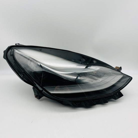 Tesla Model 3 Headlight Headlamp Right Driver Offside 2020 - 2024 [l296]