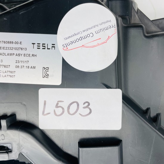 Tesla Model 3 Headlight Genuine Face Lift Right Driver Offside 2024 - 2025 Tesla Model 3 Headlight Genuine Face Lift Right Driver Offside 2024 - 2025