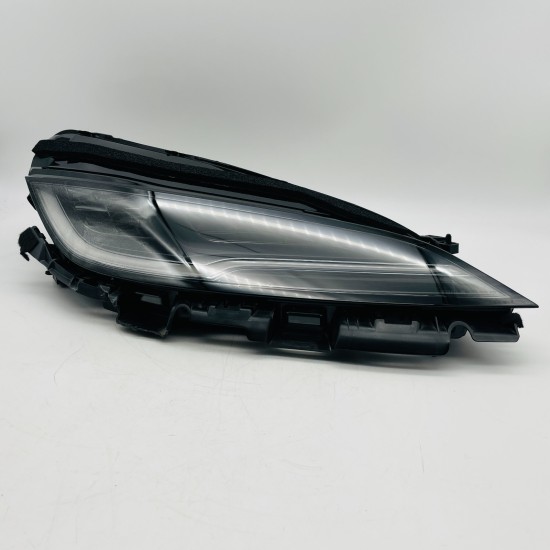 Tesla Model 3 Headlight Genuine Face Lift Right Driver Offside 2024 - 2025 Tesla Model 3 Headlight Genuine Face Lift Right Driver Offside 2024 - 2025