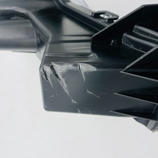 Tesla Model 3 & Y Drl Facia Fog Light Right Side 2017 - 2023 / 1624798-00-a Tesla Model 3 & Y Drl Facia Fog Light Right Side 2017 - 2023 / 1624798-00-a