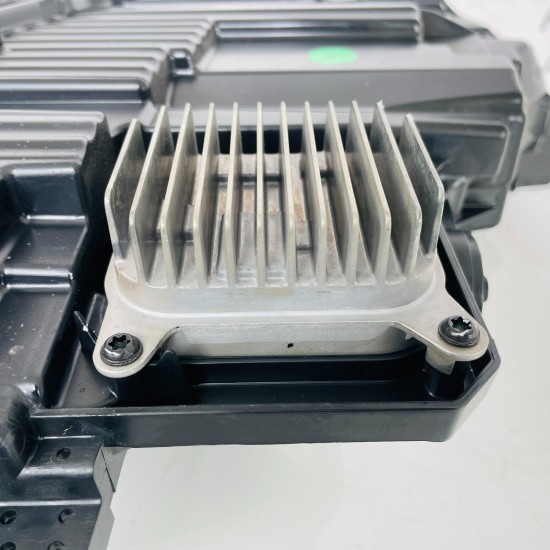 Tesla Model 3 Headlight Genuine Left Passenger 2024 - 2025 / 1760888-00-f Tesla Model 3 Headlight Genuine Left Passenger 2024 - 2025 / 1760888-00-f