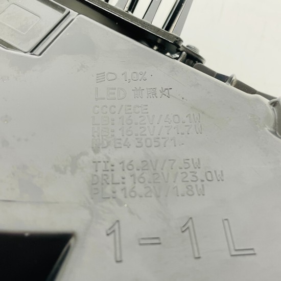 Tesla Model 3 Headlight Genuine Left Passenger 2024 - 2025 / 1760888-00-f Tesla Model 3 Headlight Genuine Left Passenger 2024 - 2025 / 1760888-00-f