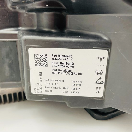 Tesla Model 3 Headlight Genuine Right Driver Offside Face Lift 2020 - 2024 [l276 Tesla Model 3 Headlight Genuine Right Driver Offside Face Lift 2020 - 2024 [l276