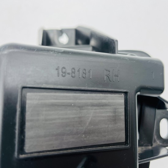 Tesla Model 3 & Y Drl Facia Fog Light Right Side 2017 - 2023 / 1624798-00-a