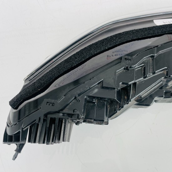 Tesla Model 3 Headlight Genuine Left Passenger 2024 - 2025 / 1760888-00-f