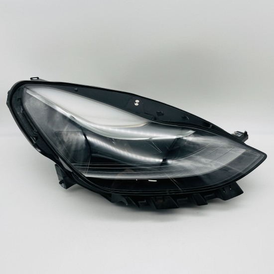 Tesla Model 3 Headlight Driver Right Side Genuine  1514953-00-c 2020-2024 [l258