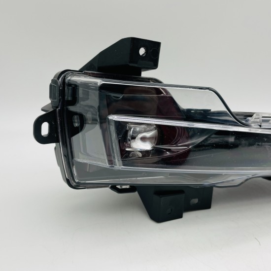 Tesla Model Y Fog Light Drl Facia Right Driver Side | 2017 - 2023 [l386]